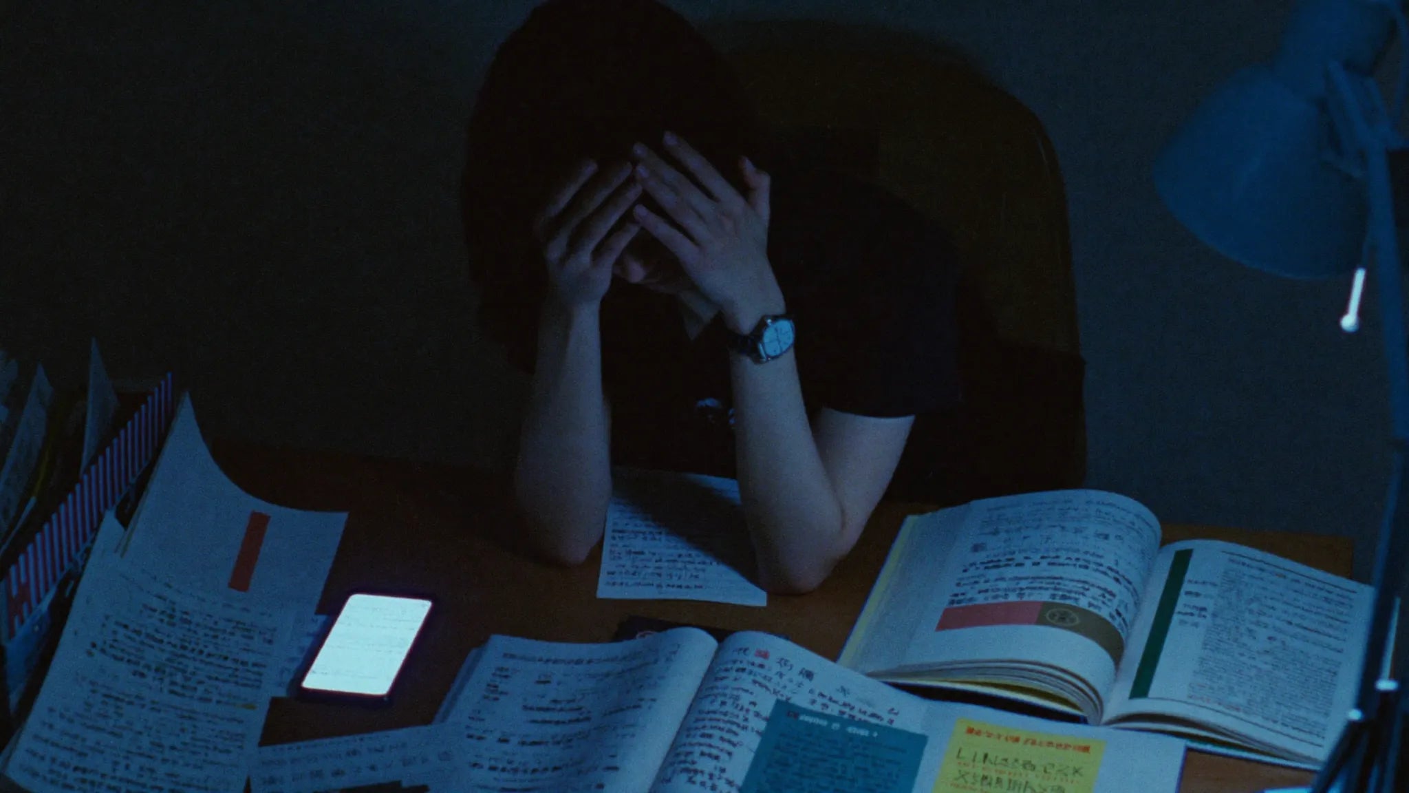 Overwhelmed by language apps, flashcards and textbooks late at night